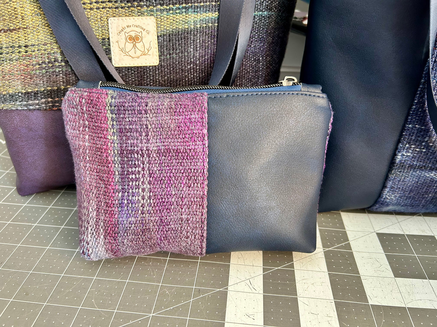 (pieced) Galaxy Bouquet Travel Pouch