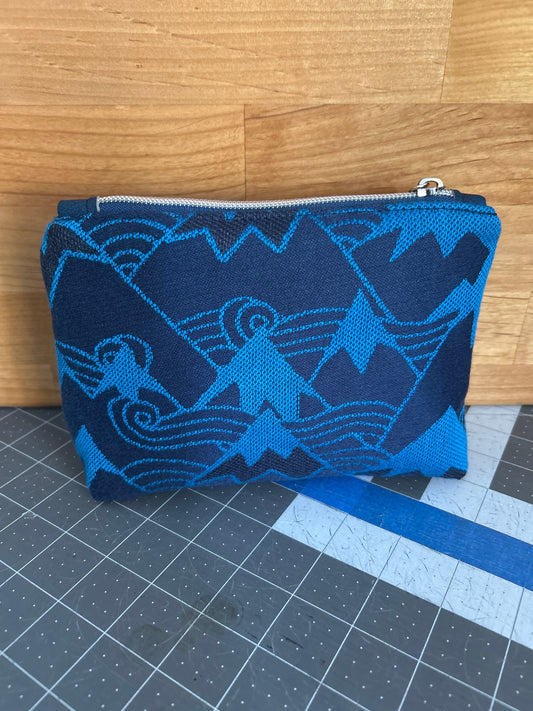 Blue Mountains Travel Pouch