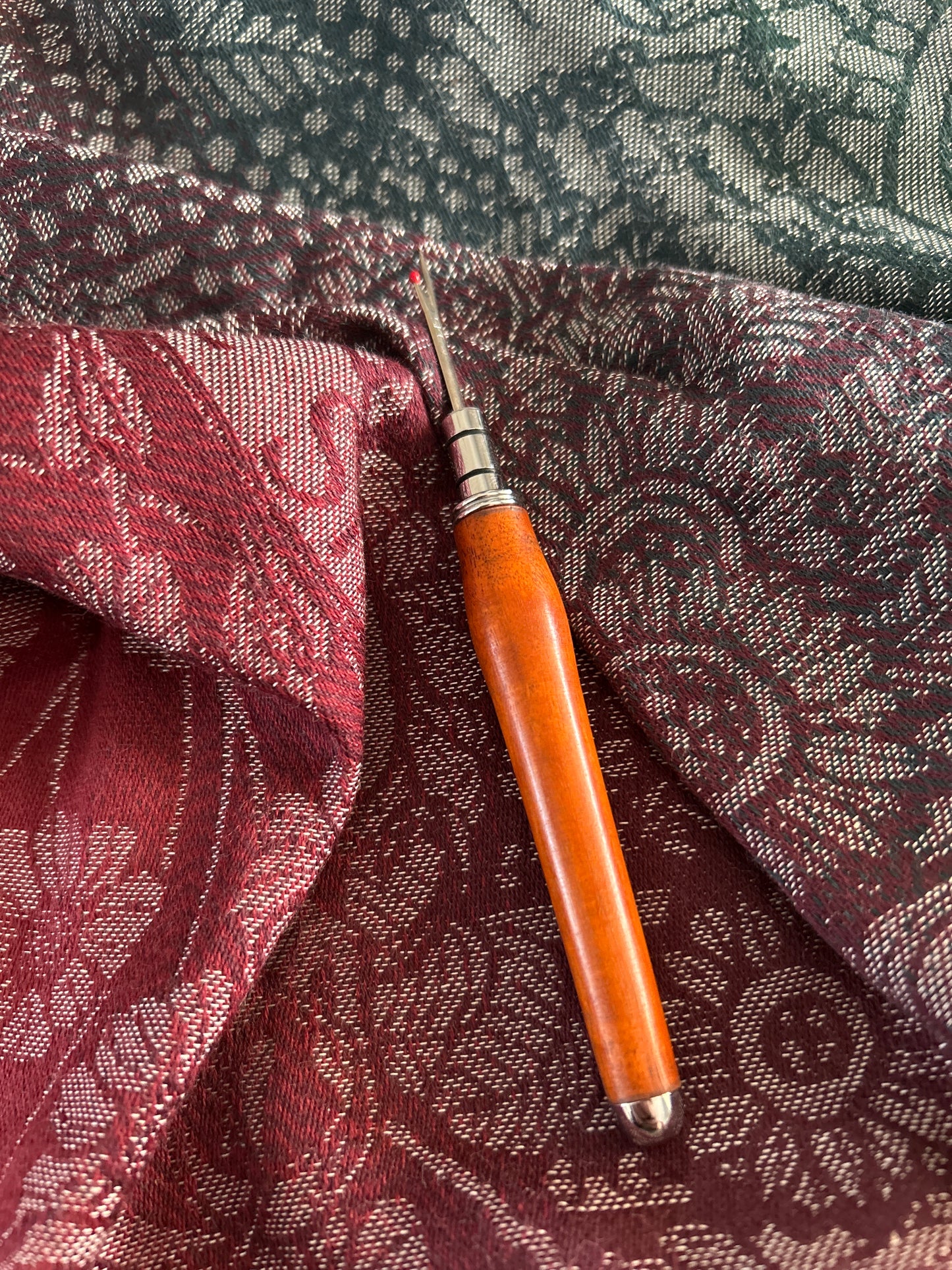 Hand turned seam ripper