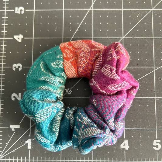 Willow Esprit Scrunchy