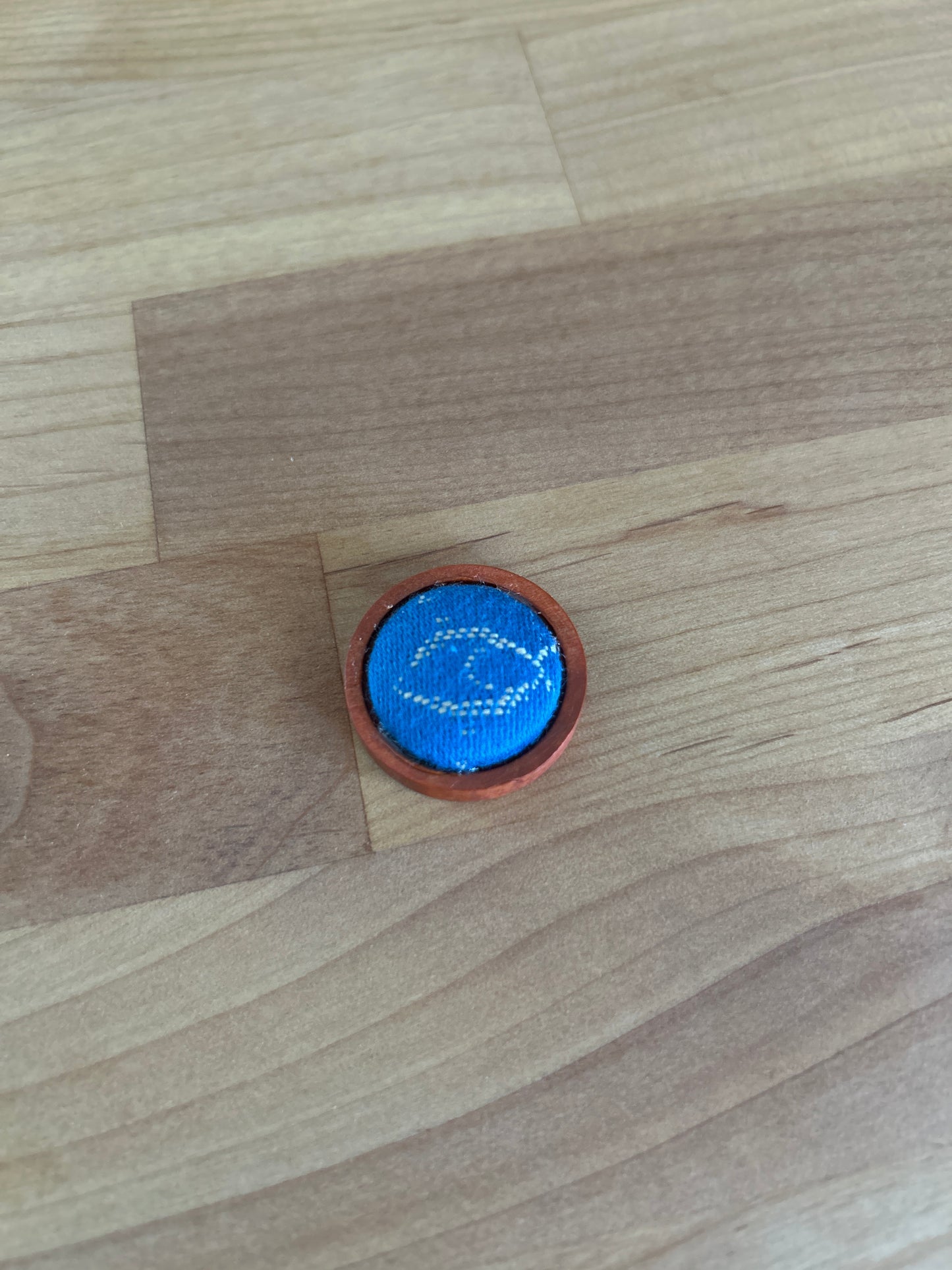 Needle Minders