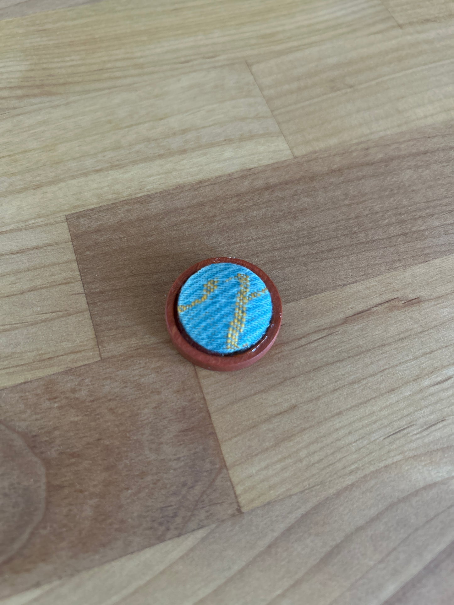 Needle Minders
