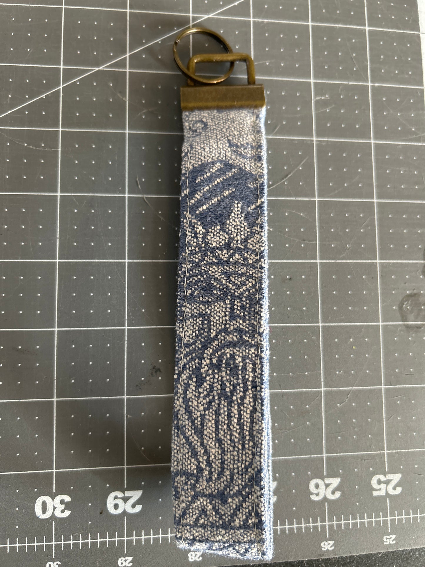 Statue keychain