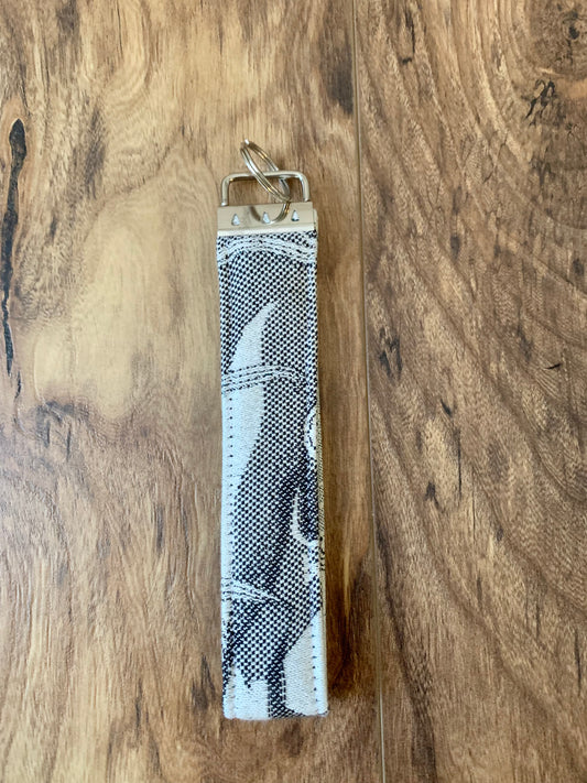 Lonely Mountain Lair keychain